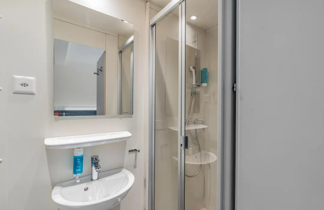 Delta City Hotels - Self Check-In-1